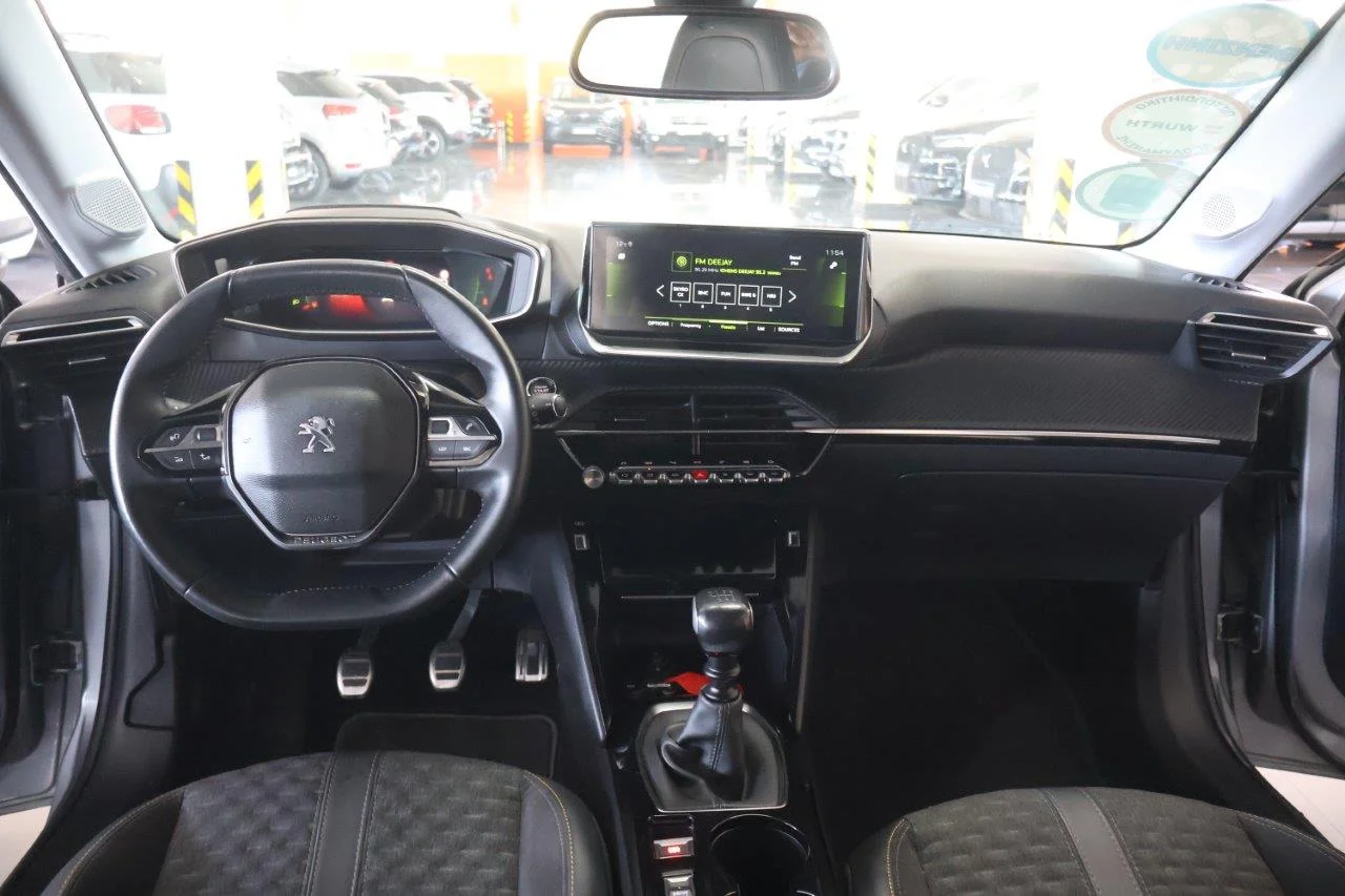Peugeot 208 - View model 19