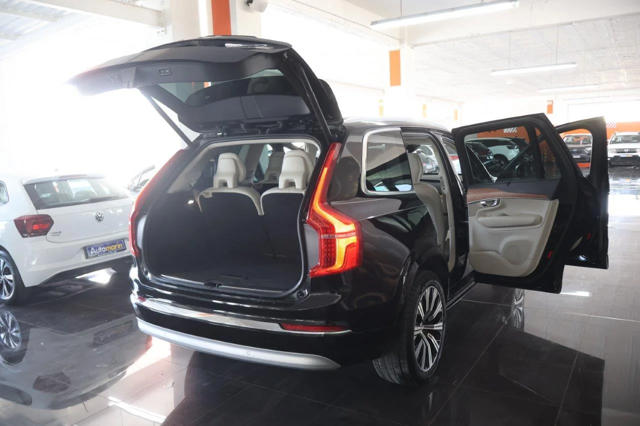 Volvo XC 90 - View model 7
