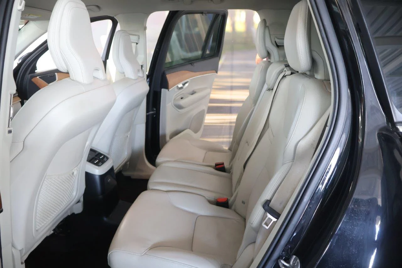 Volvo XC 90 - View model 31