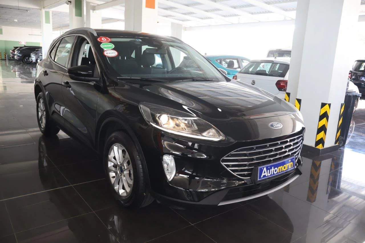 View 4 - Ford Kuga - 2020