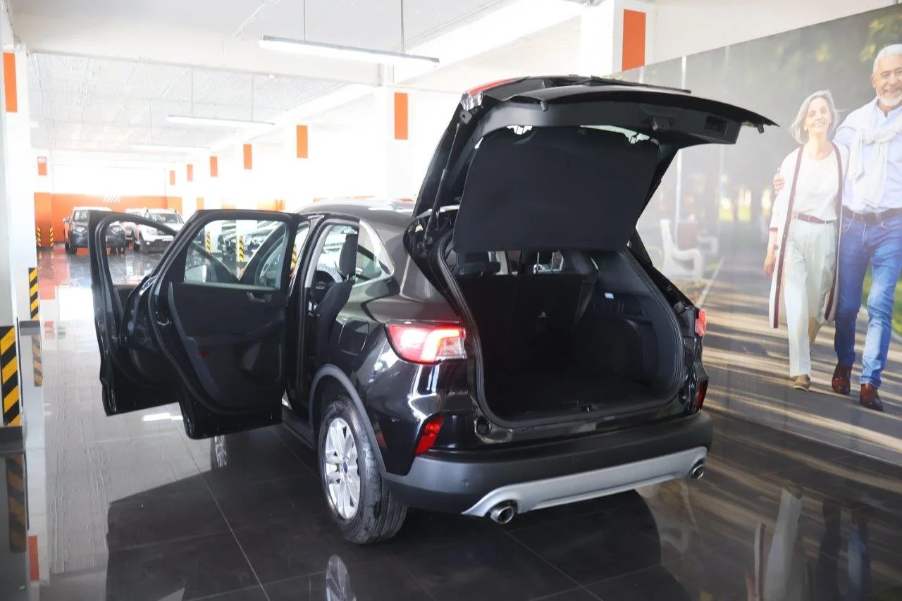Ford Kuga - View model 9