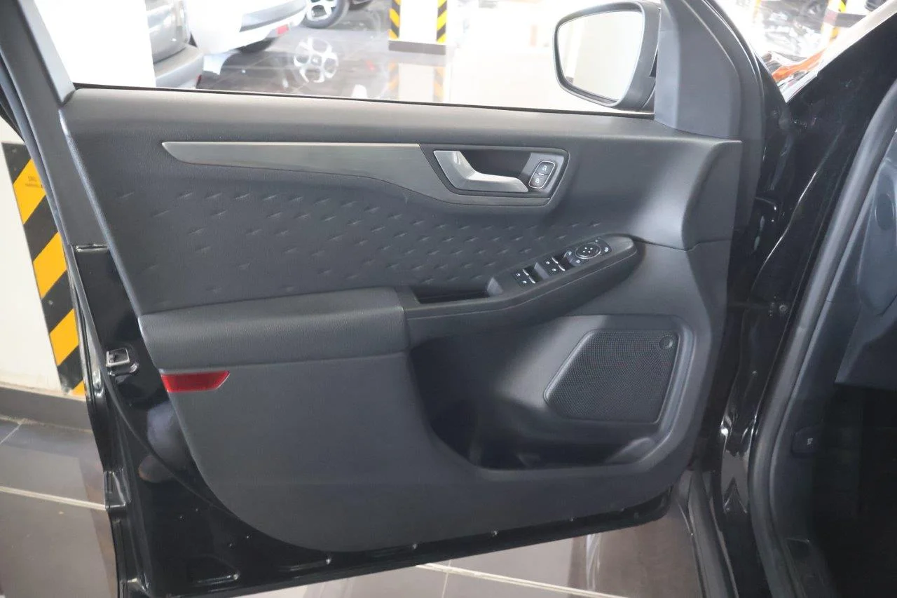 Ford Kuga - View model 24
