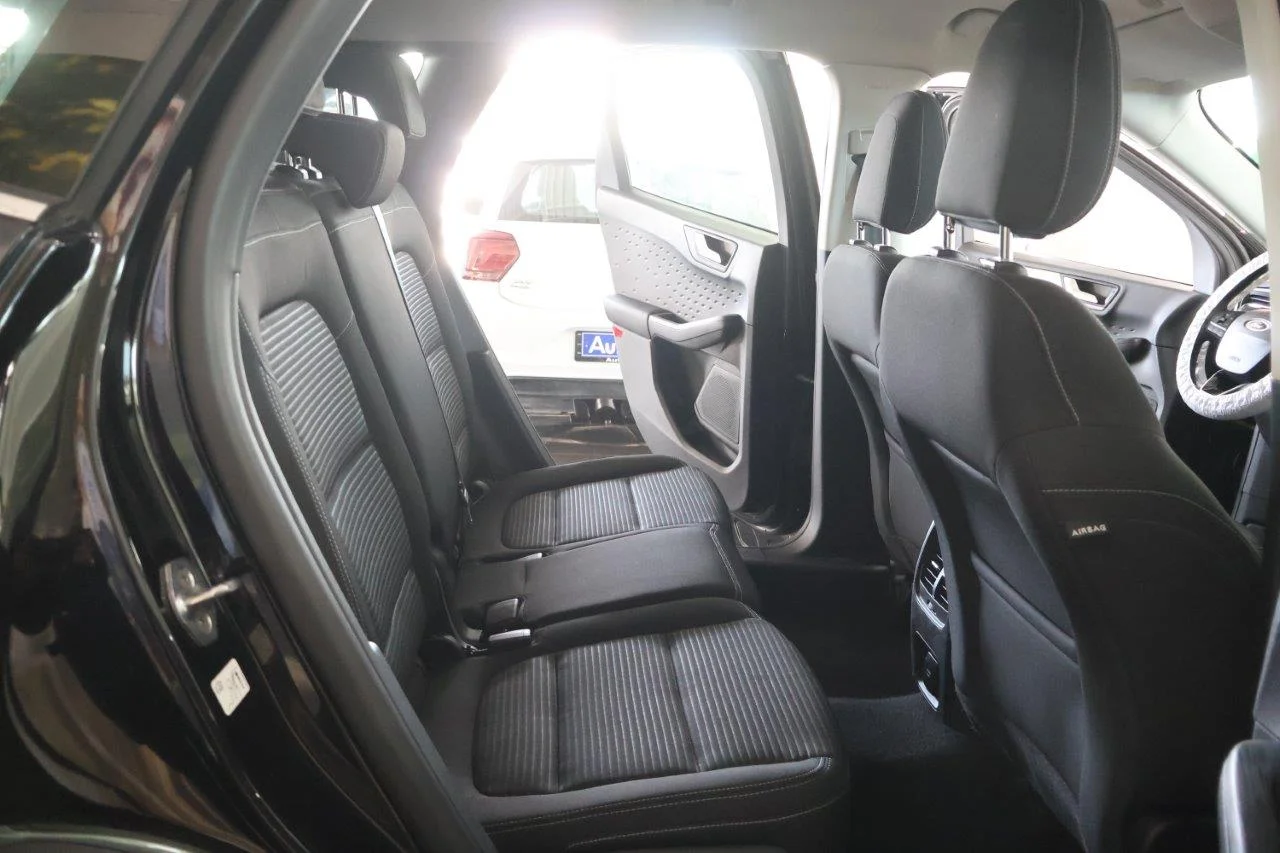 Ford Kuga - View model 30