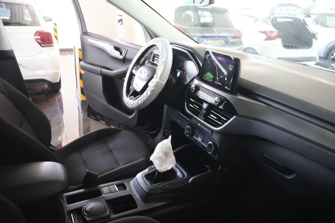 Ford Kuga - View model 33