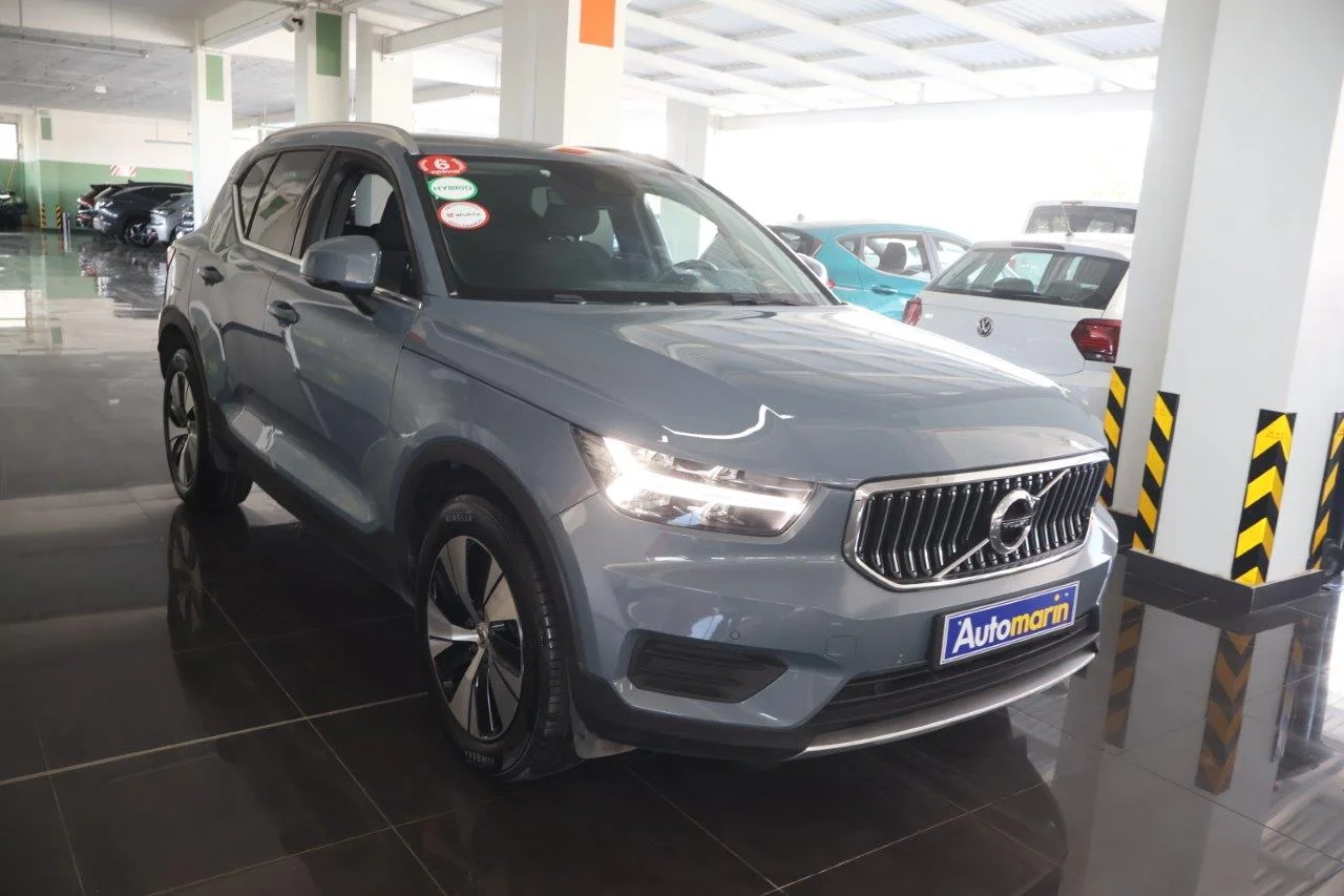 View 4 - Volvo XC40 - 2021