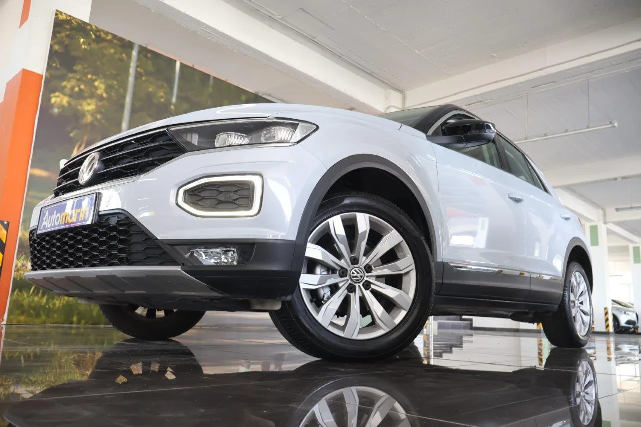 View 2 - Volkswagen T-Roc - 2020