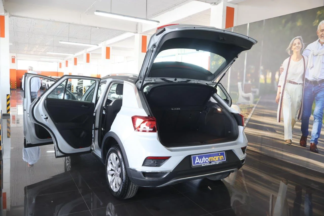 Volkswagen T-Roc - View model 9