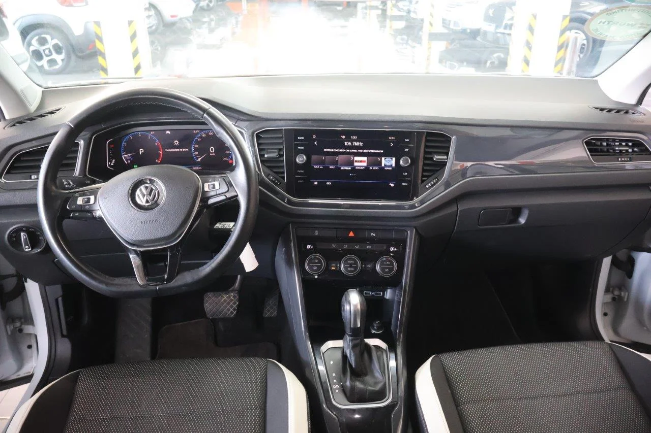 Volkswagen T-Roc - View model 19