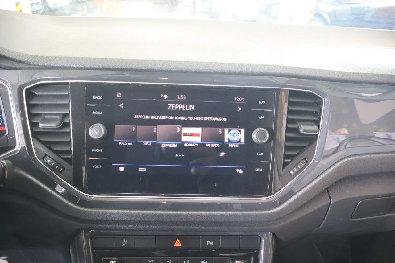Volkswagen T-Roc - View model 21