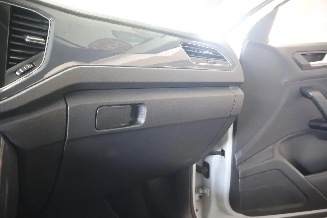 Volkswagen T-Roc - View model 25