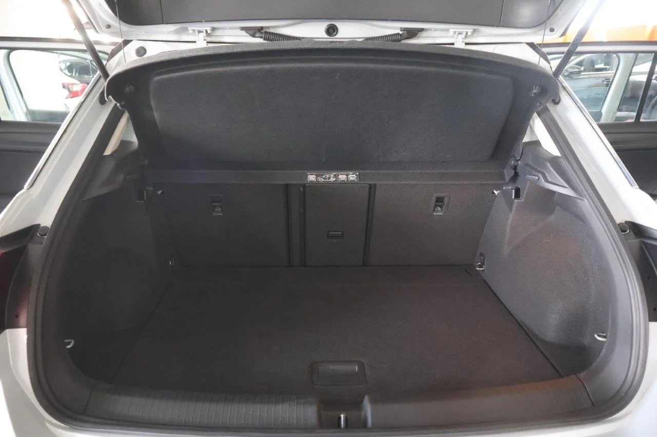 Volkswagen T-Roc - View model 36