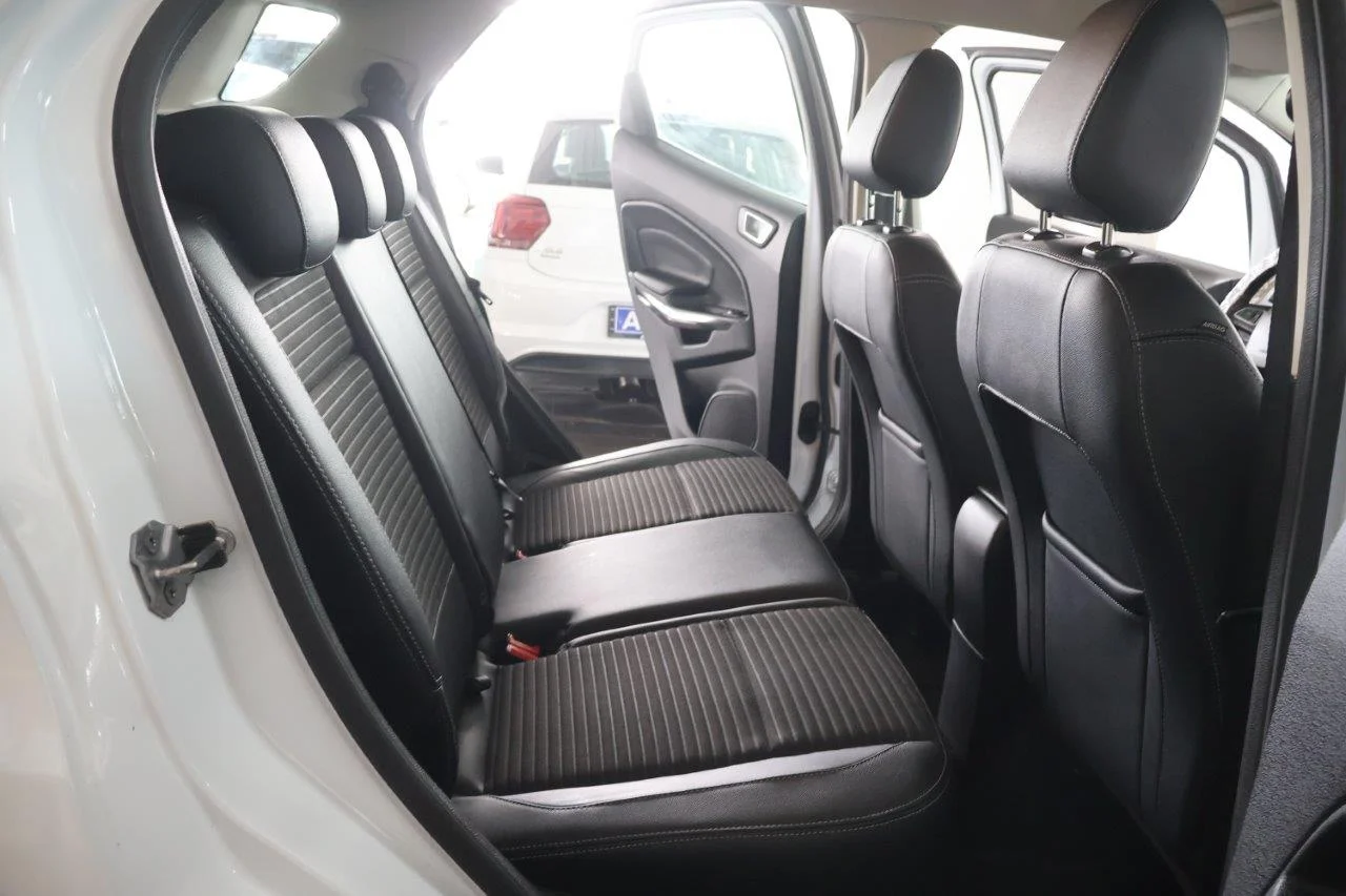 Ford EcoSport - View model 28