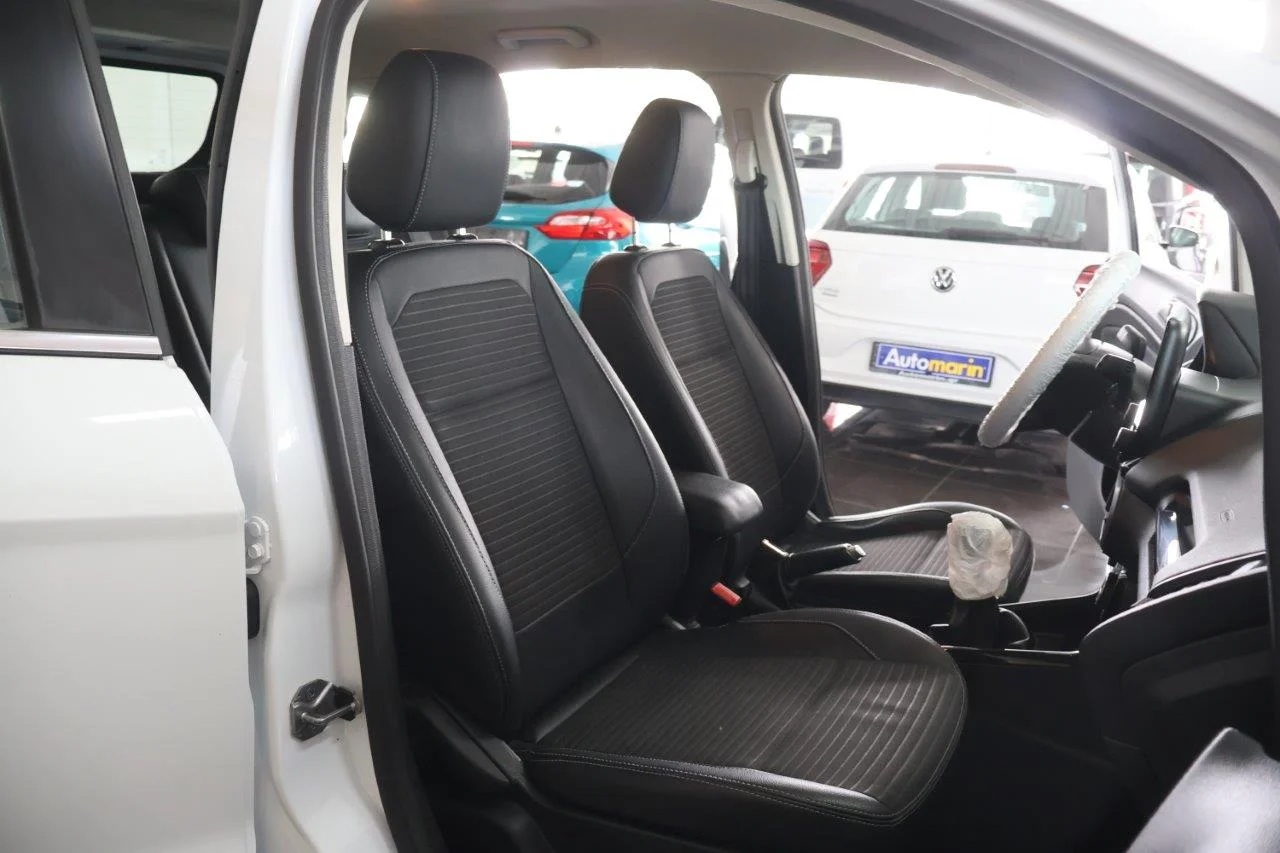 Ford EcoSport - View model 29