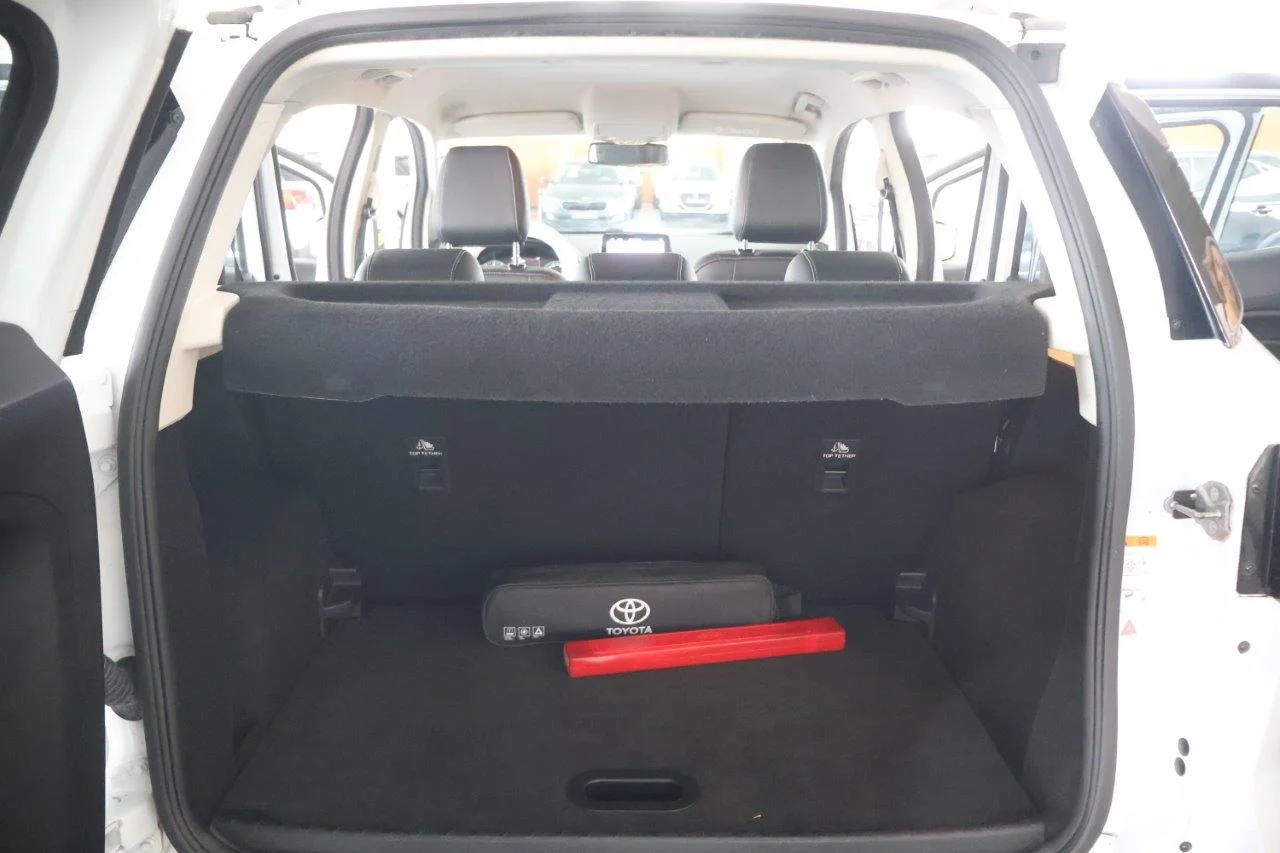 Ford EcoSport - View model 32