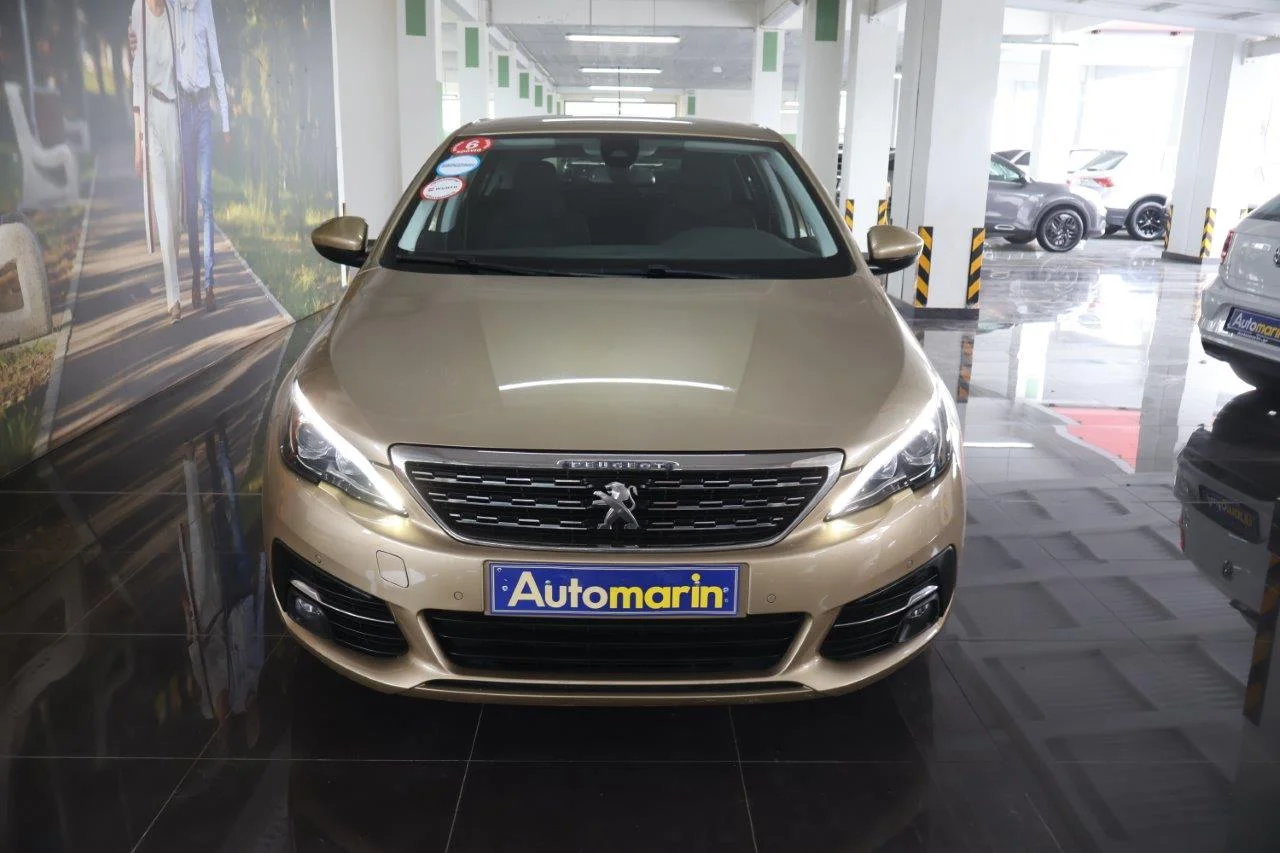 View 3 - Peugeot 308 - 2018