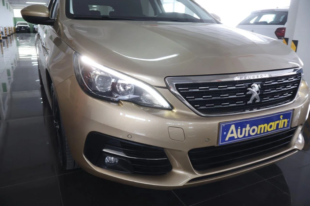 Peugeot 308 - View model 15