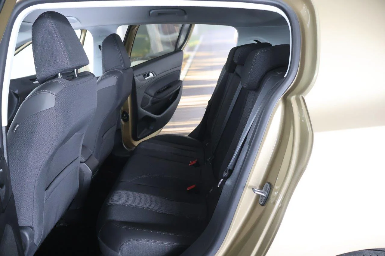 Peugeot 308 - View model 27