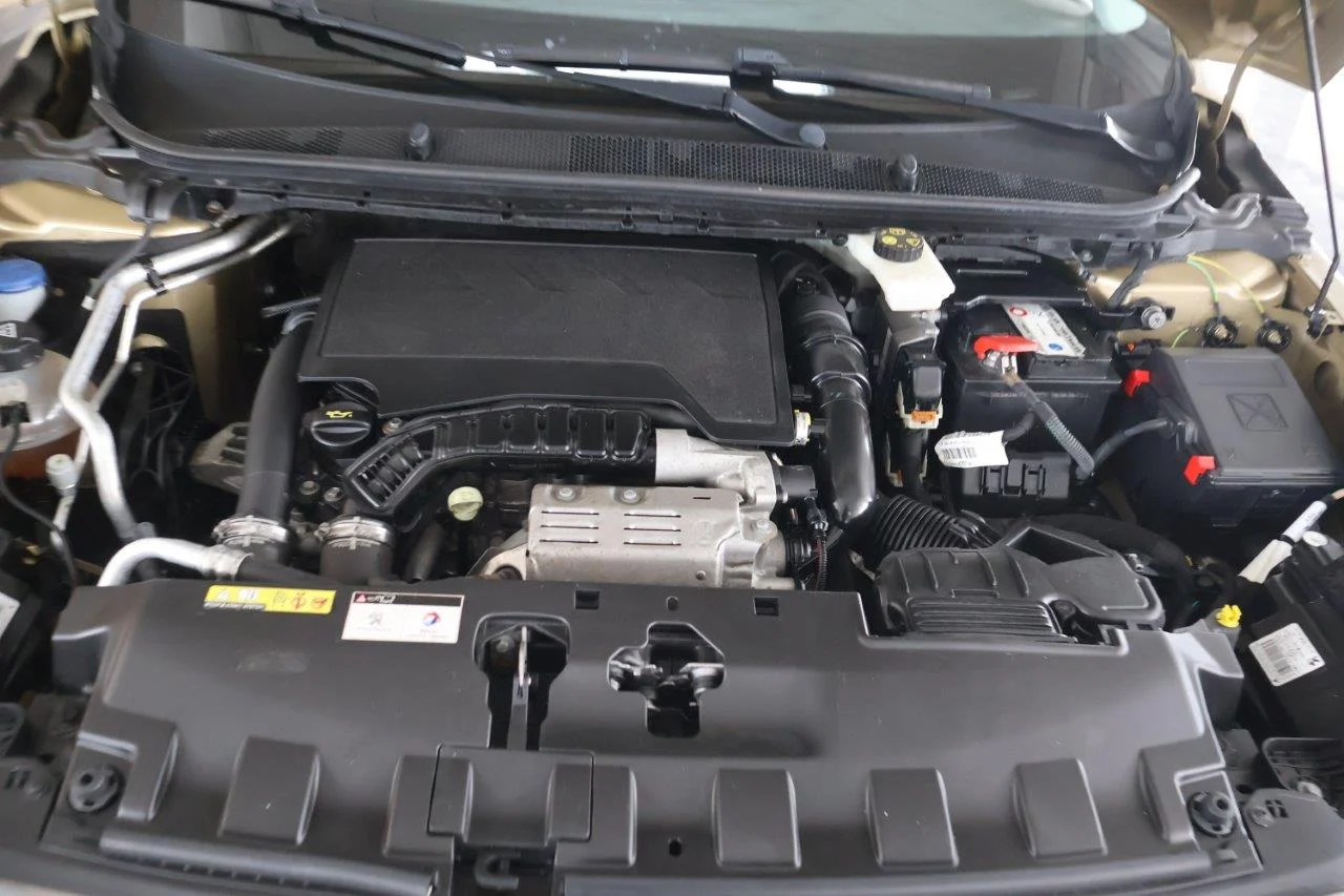 Peugeot 308 - View model 34