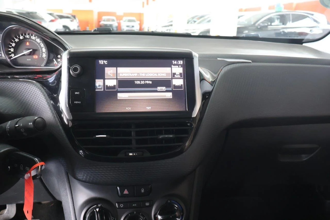 Peugeot 2008 - View model 21