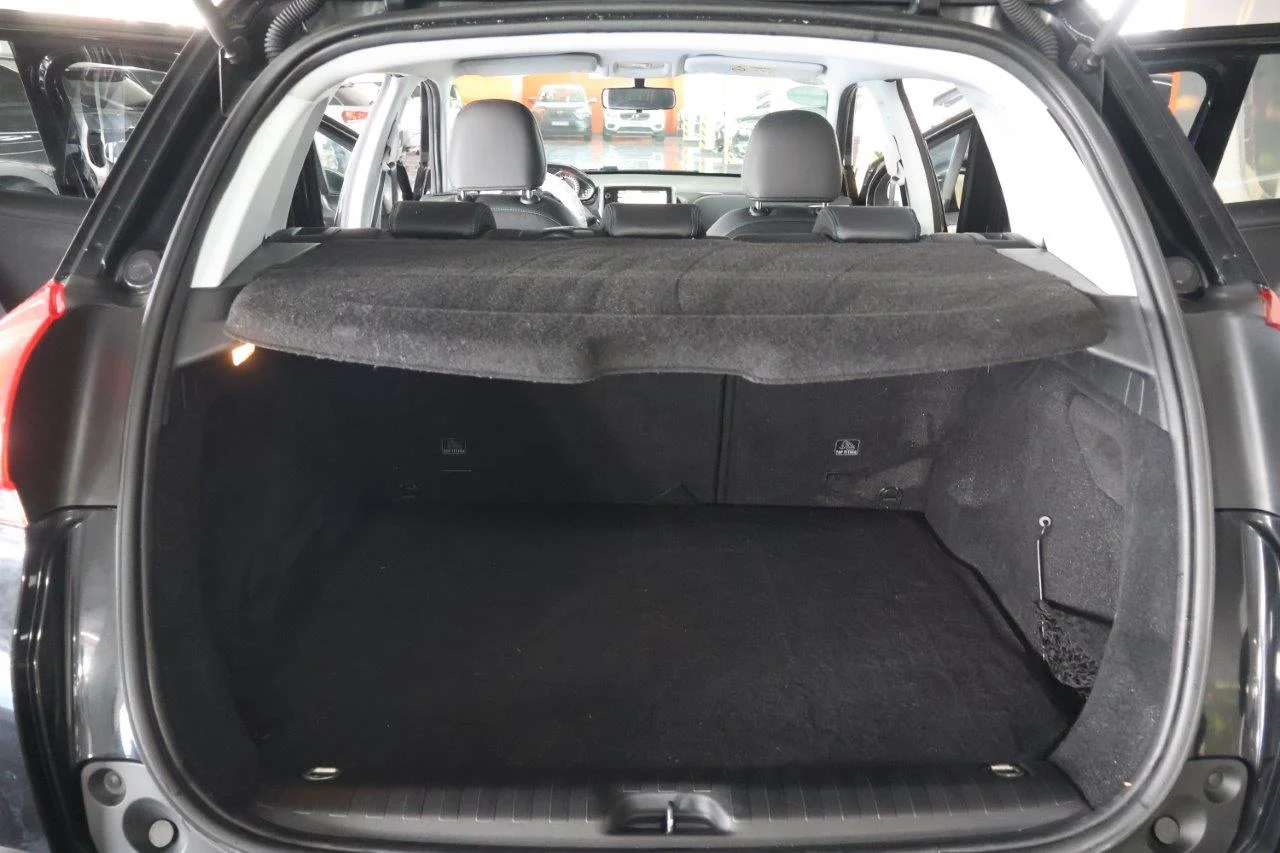 Peugeot 2008 - View model 34