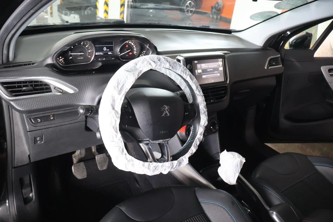 Peugeot 2008 - View model 36