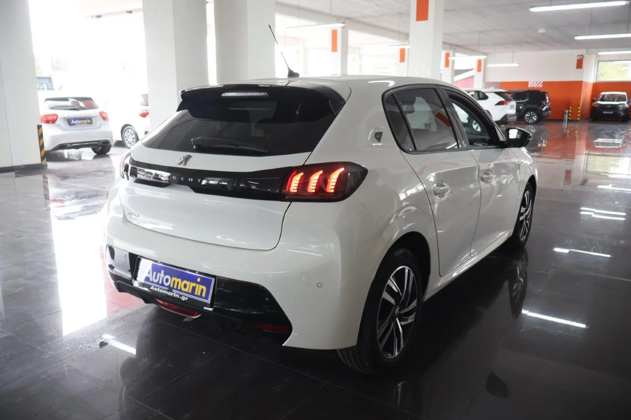 View 5 - Peugeot 208 - 2022