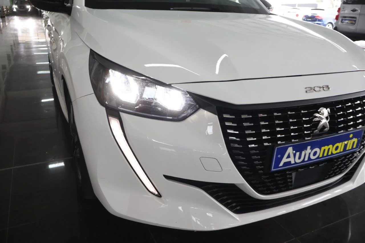 Peugeot 208 - View model 15