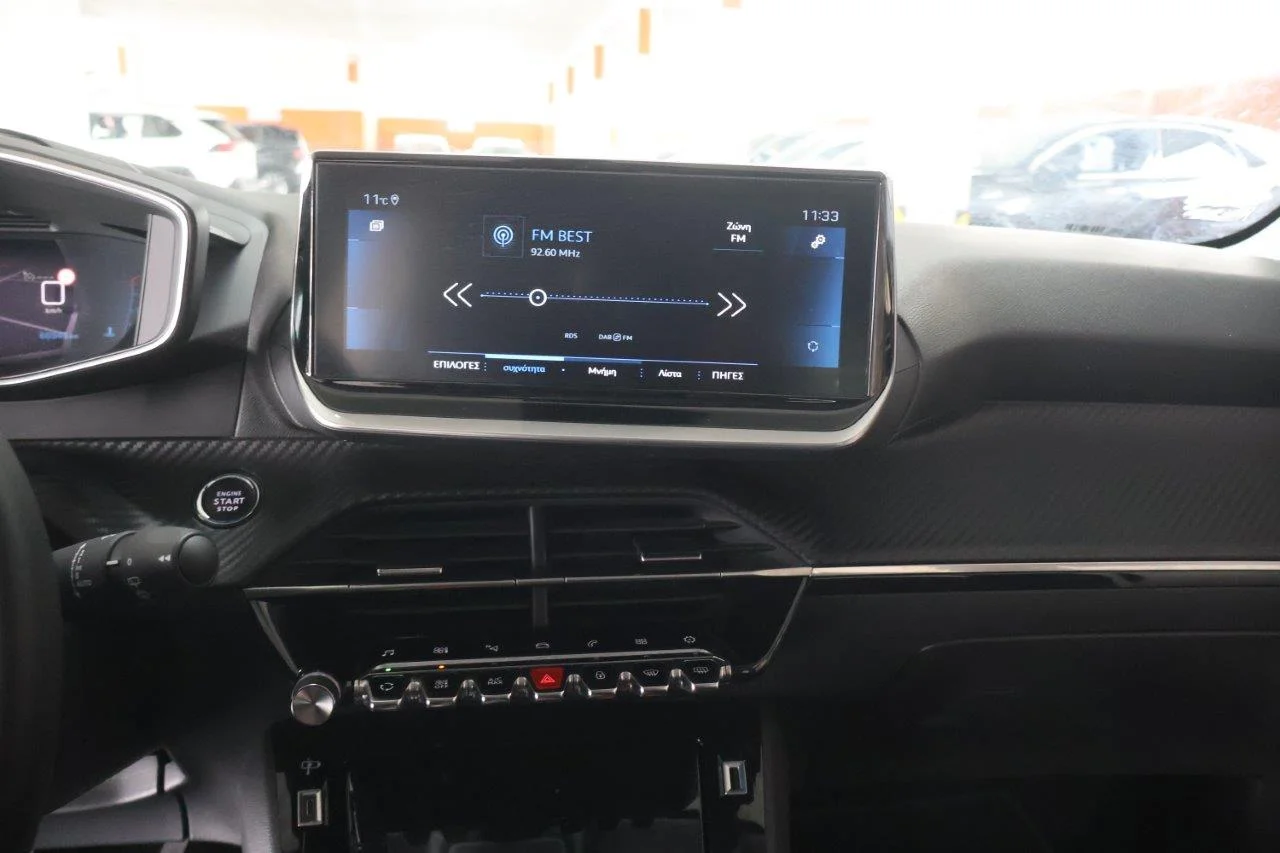 Peugeot 208 - View model 19
