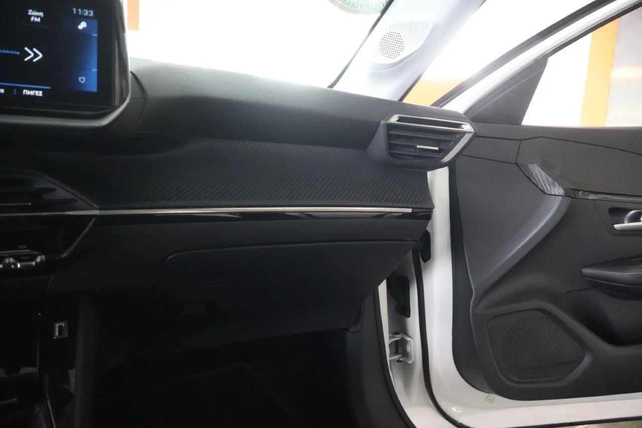 Peugeot 208 - View model 23