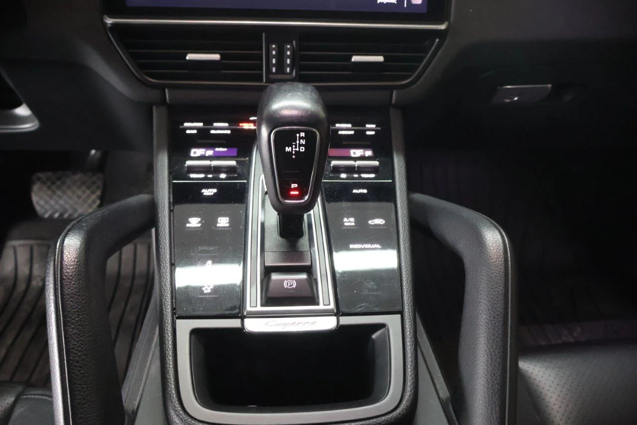 Porsche Cayenne - View model 26