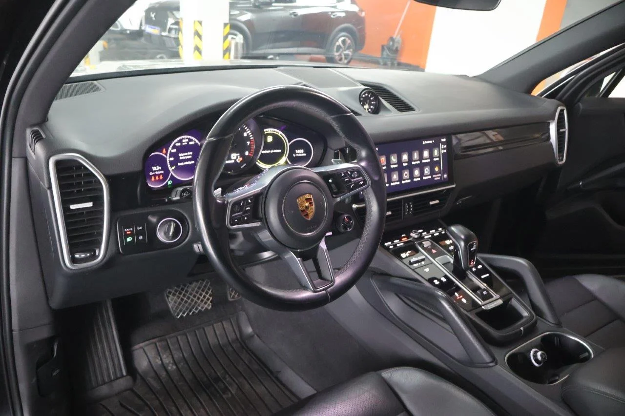 Porsche Cayenne - View model 27