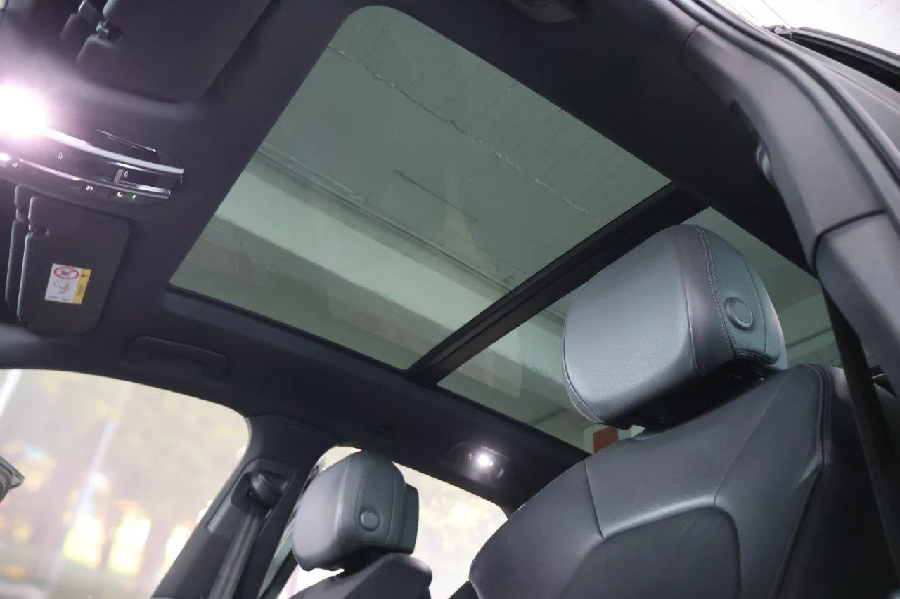 Porsche Cayenne - View model 33