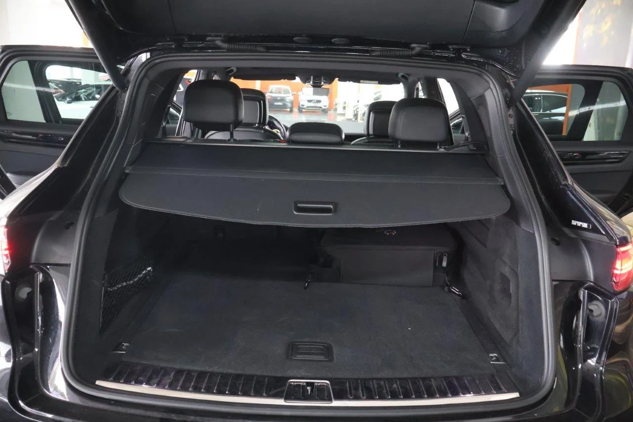 Porsche Cayenne - View model 43