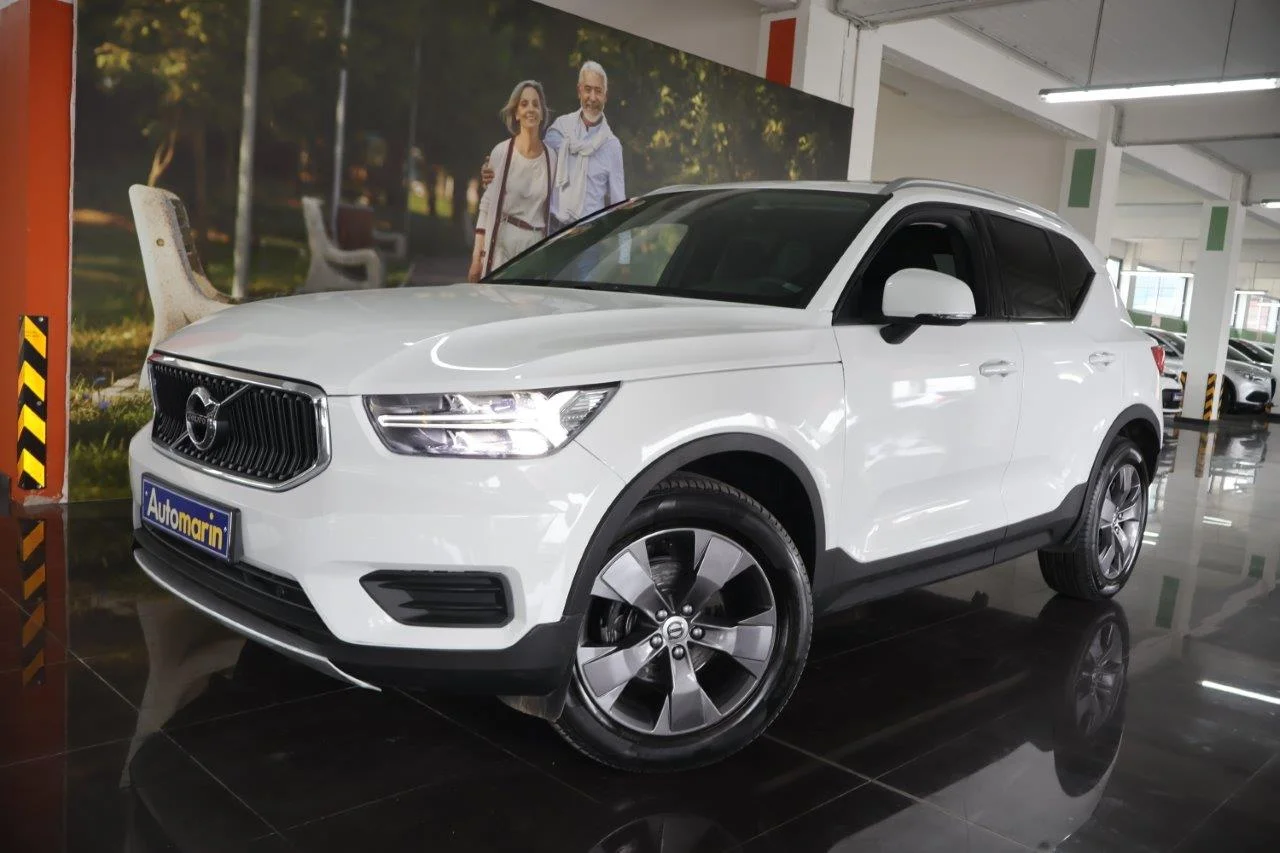 View 1 - Volvo XC40 - 2021