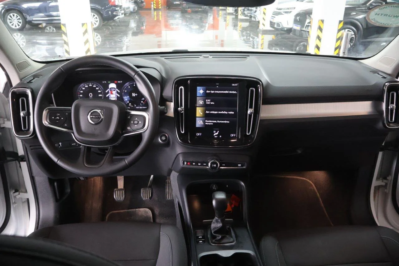 Volvo XC40 - View model 19