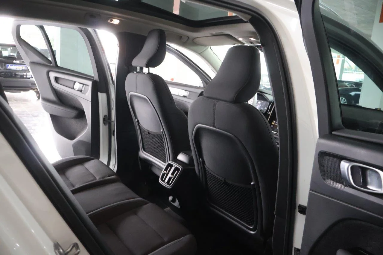 Volvo XC40 - View model 31