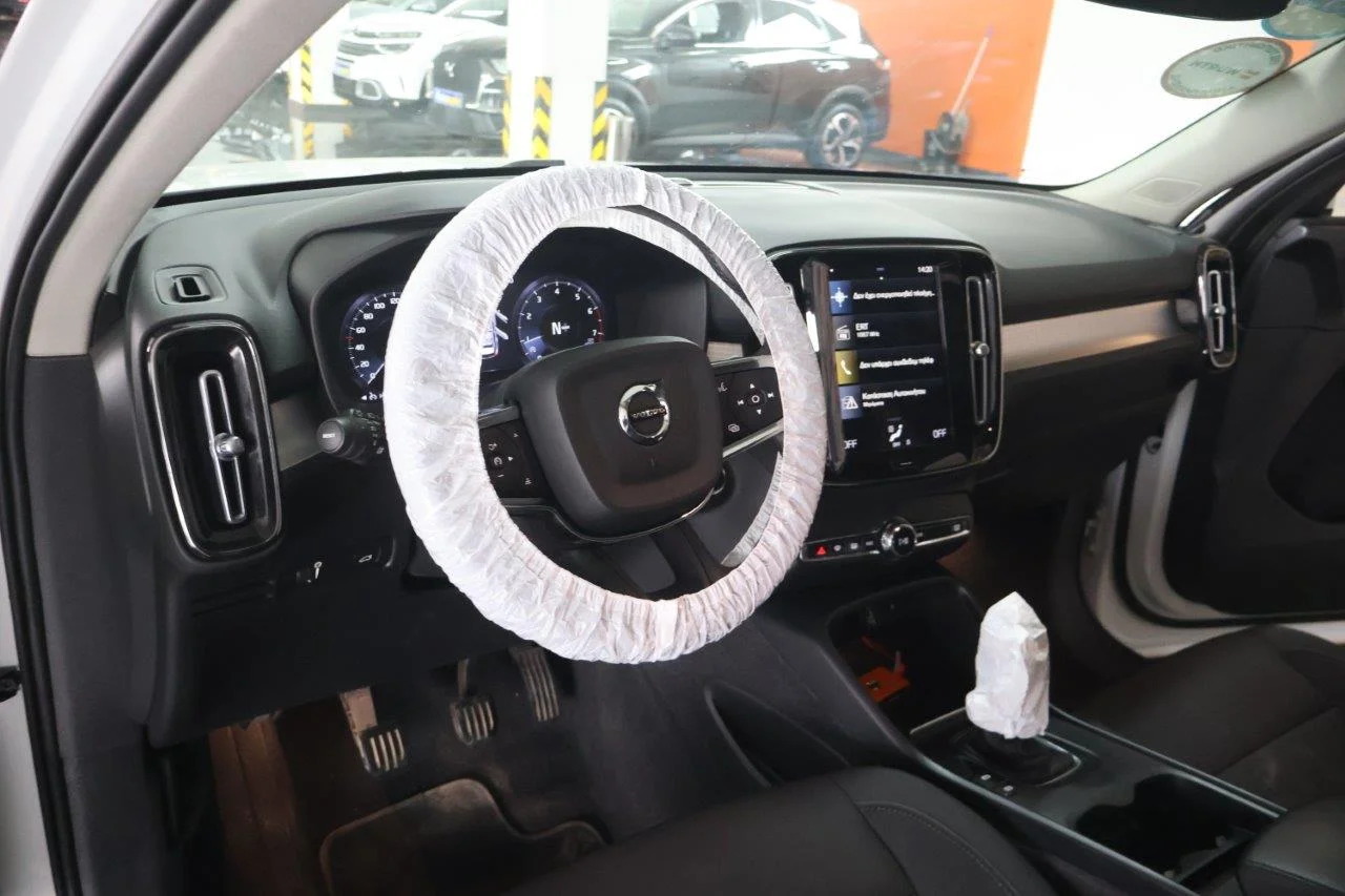 Volvo XC40 - View model 37