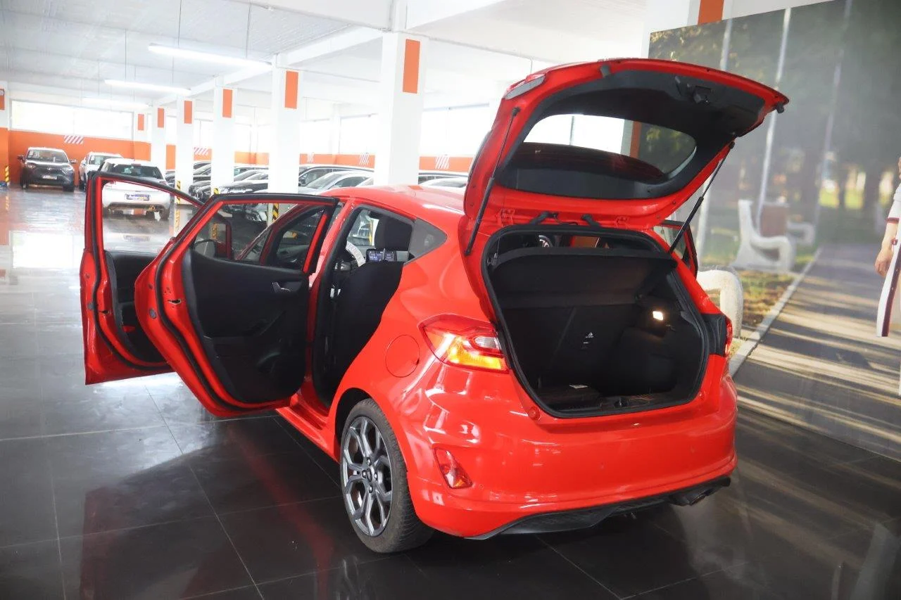 Ford Fiesta - View model 9