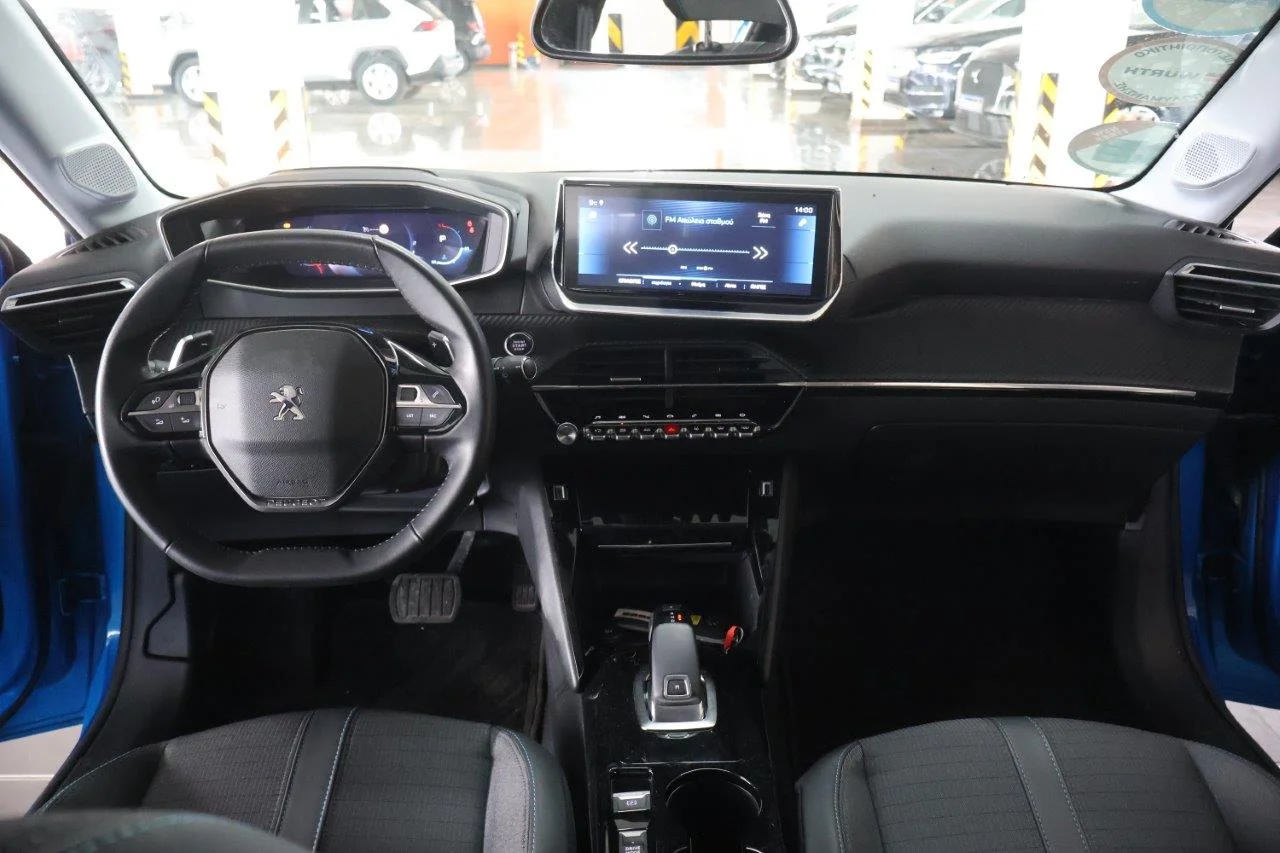 Peugeot 208 - View model 19