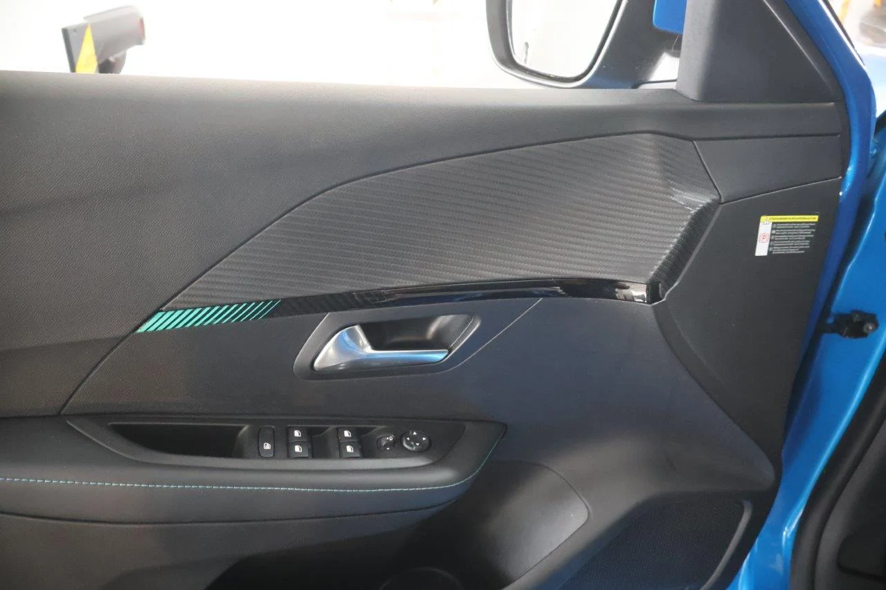 Peugeot 208 - View model 25