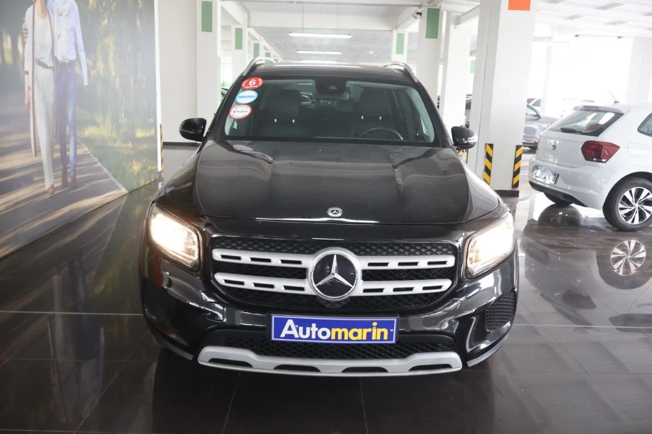 View 3 - Mercedes-Benz GLB 200 - 2020