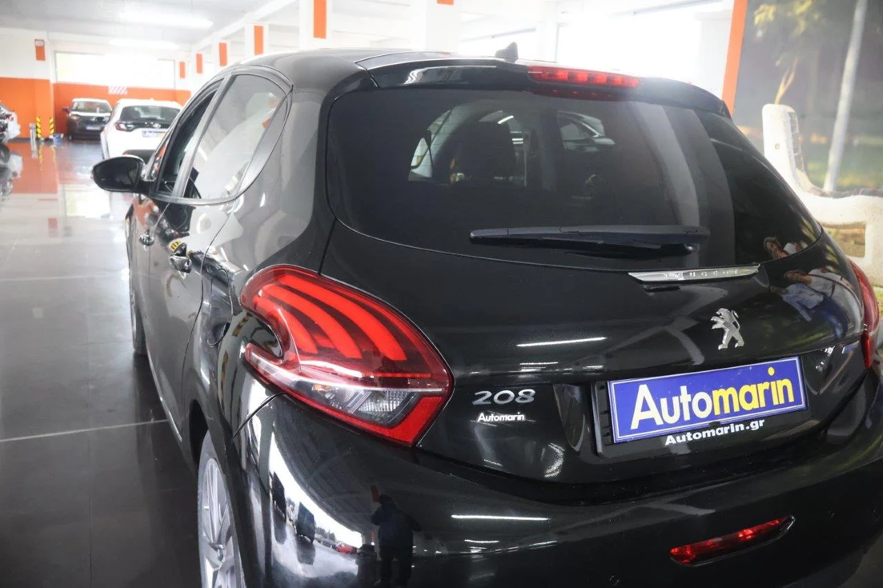 Peugeot 208 - View model 11