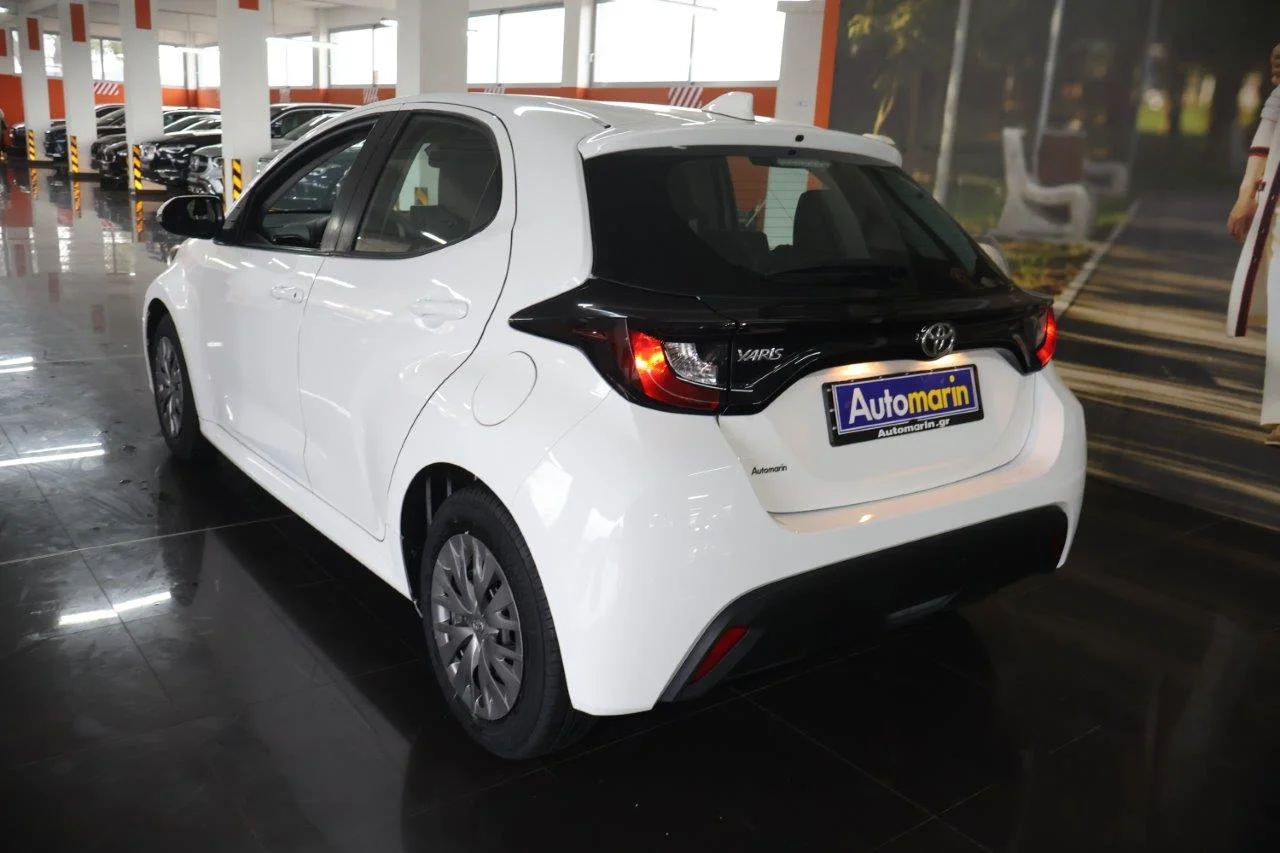 Toyota Yaris - View model 6