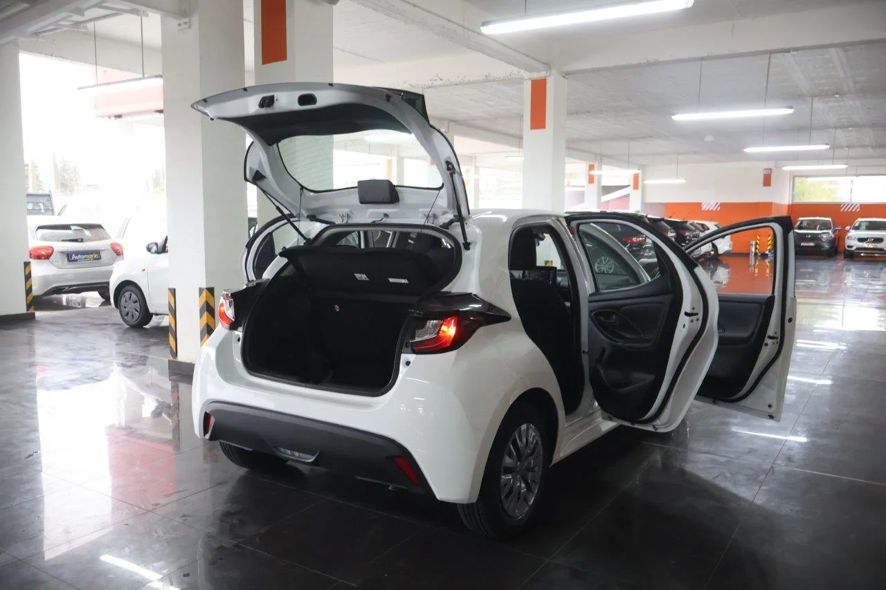 Toyota Yaris - View model 7