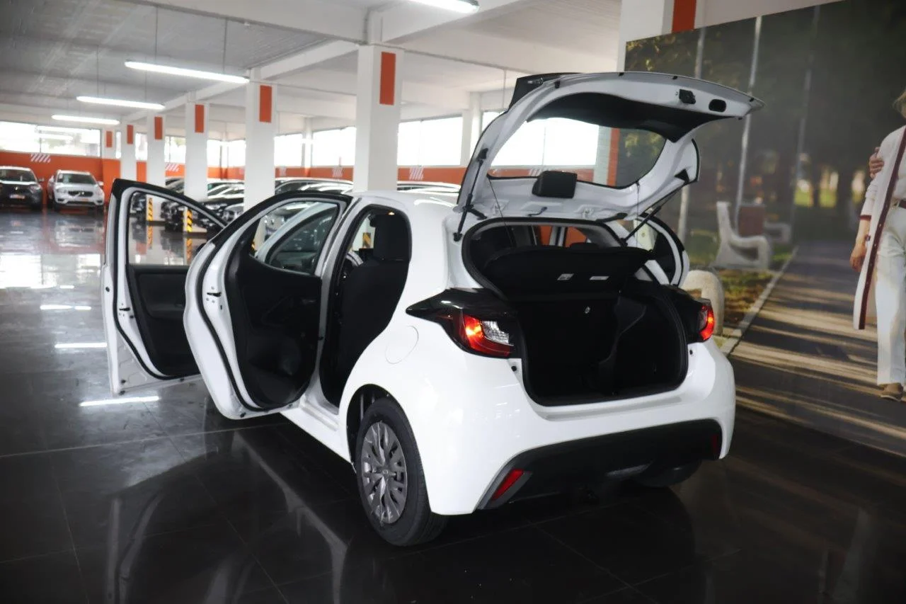 Toyota Yaris - View model 9