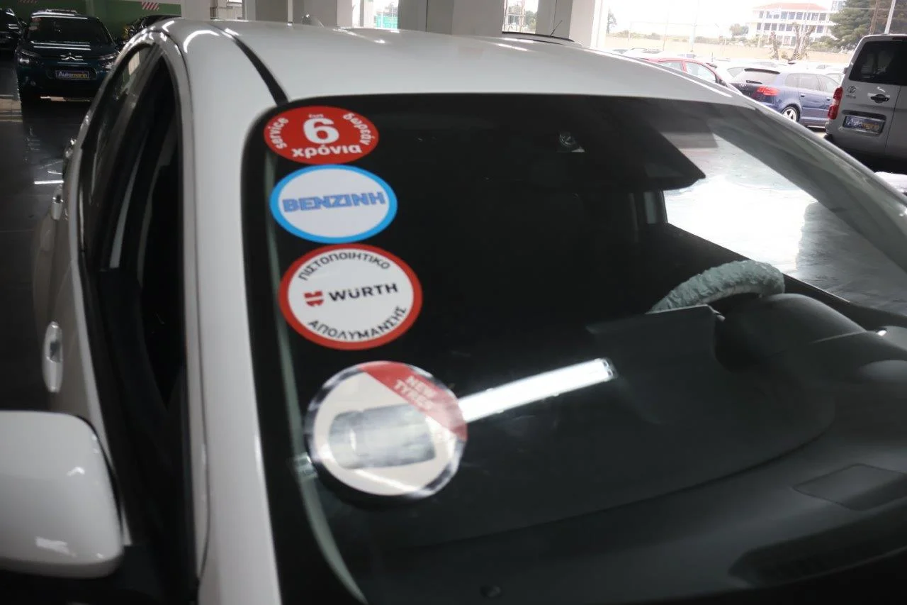 Toyota Yaris - View model 20