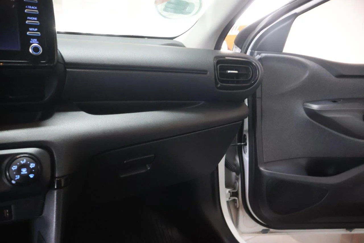 Toyota Yaris - View model 26