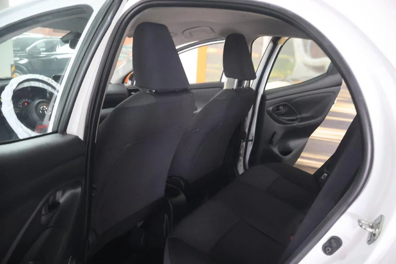 Toyota Yaris - View model 30