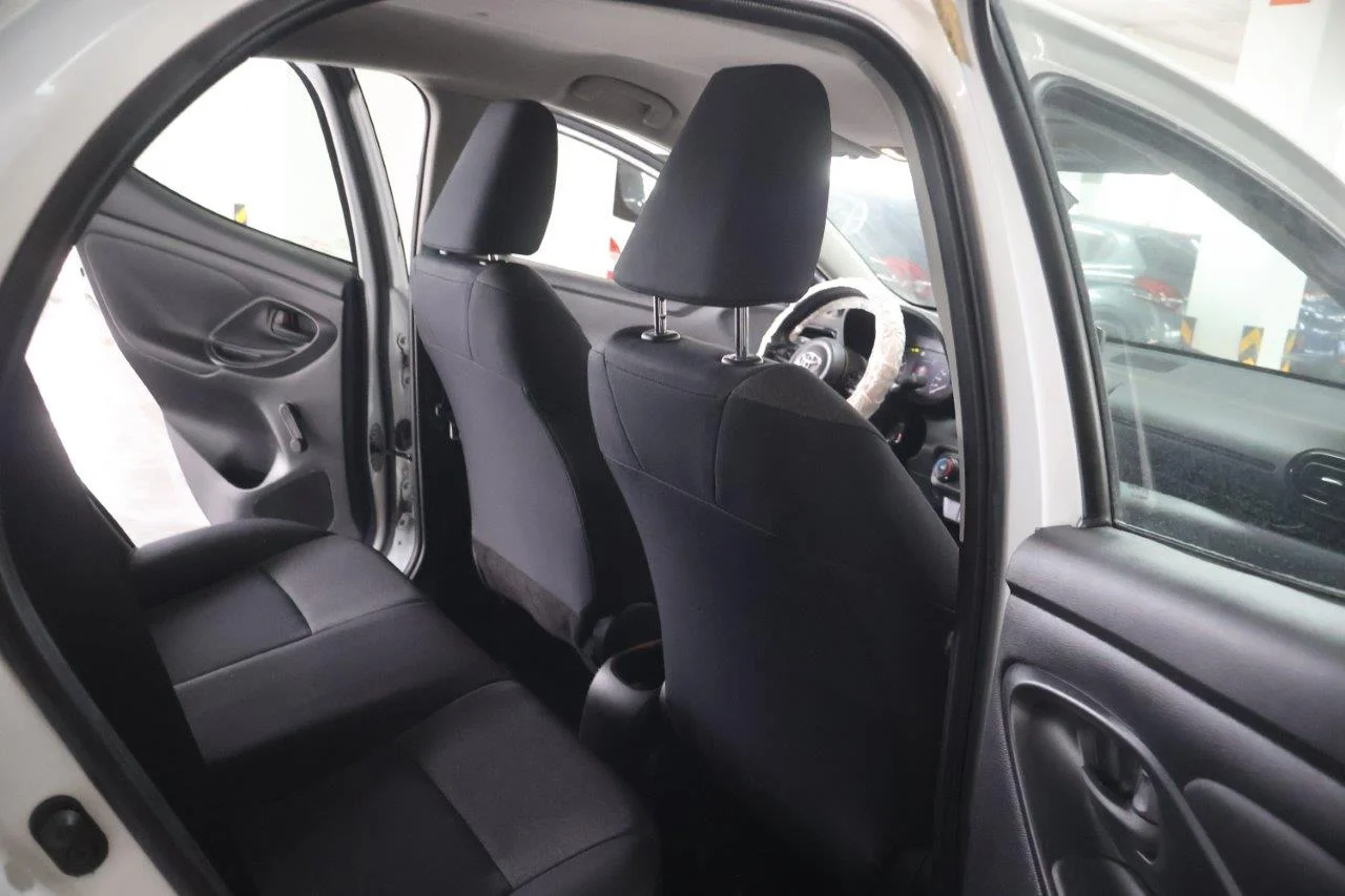 Toyota Yaris - View model 33