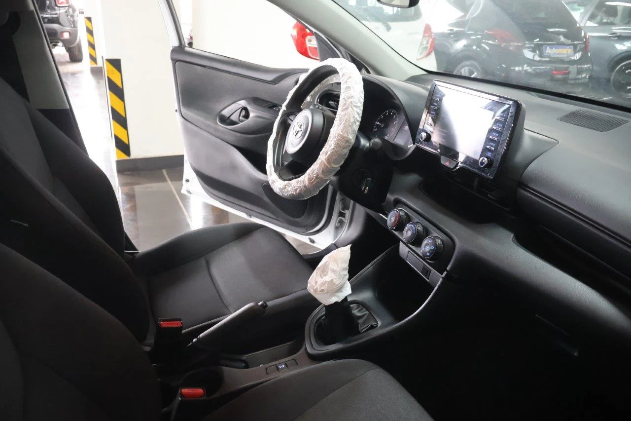 Toyota Yaris - View model 36